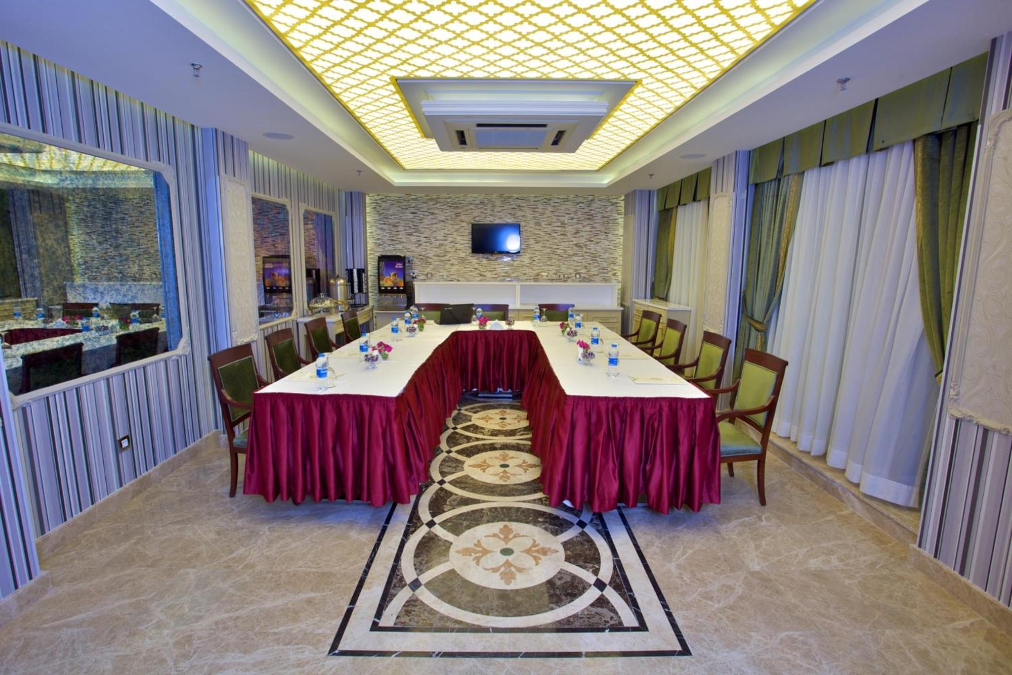 Taksim Star Hotel — Photos 2